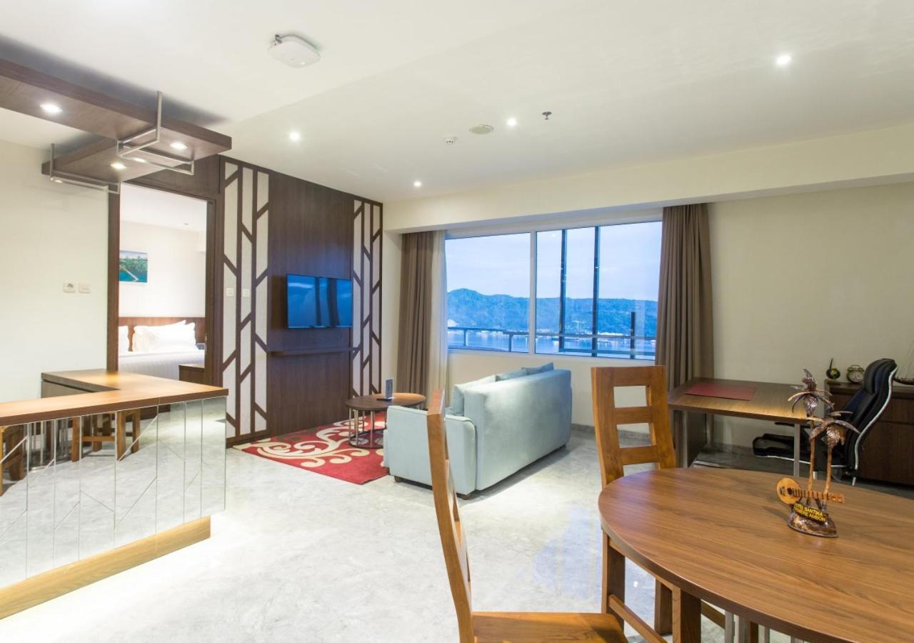 Hotel Santika Premiere Ambon Luaran gambar